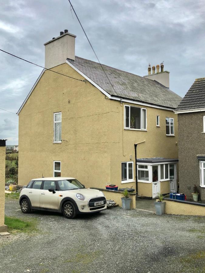 Clydfan Holyhead Exterior foto
